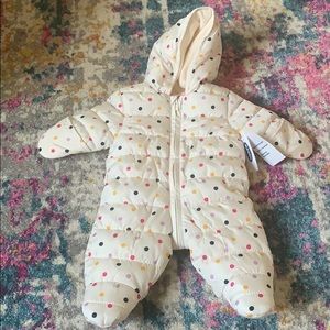!!!NWT!! Baby Girl Snowsuit 0-3 Months